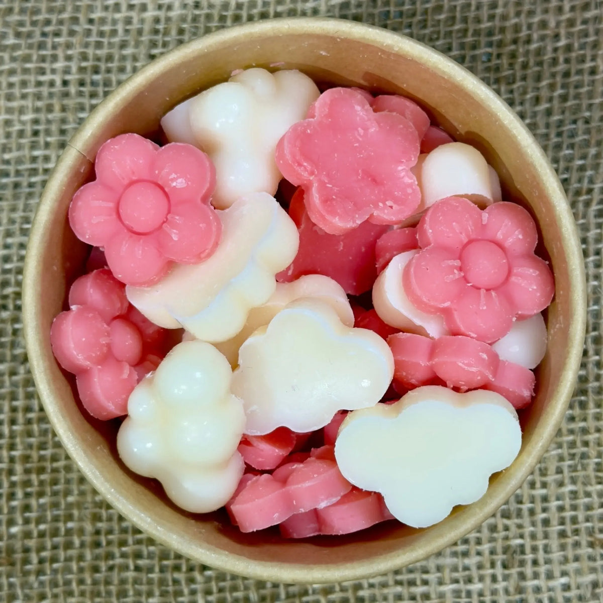 Frosted Rose Scented Wax Melts - little infernoWax Melts